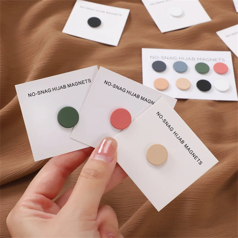 2024 New Fashion Magnet Hijab Scarf Brooch Pins For Muslim Woman Candy Colors Magnets Magnetic Buckle Accessories Ladies