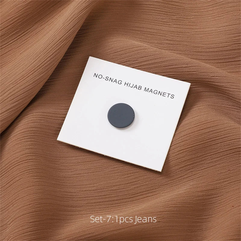 2024 New Fashion Magnet Hijab Scarf Brooch Pins For Muslim Woman Candy Colors Magnets Magnetic Buckle Accessories Ladies