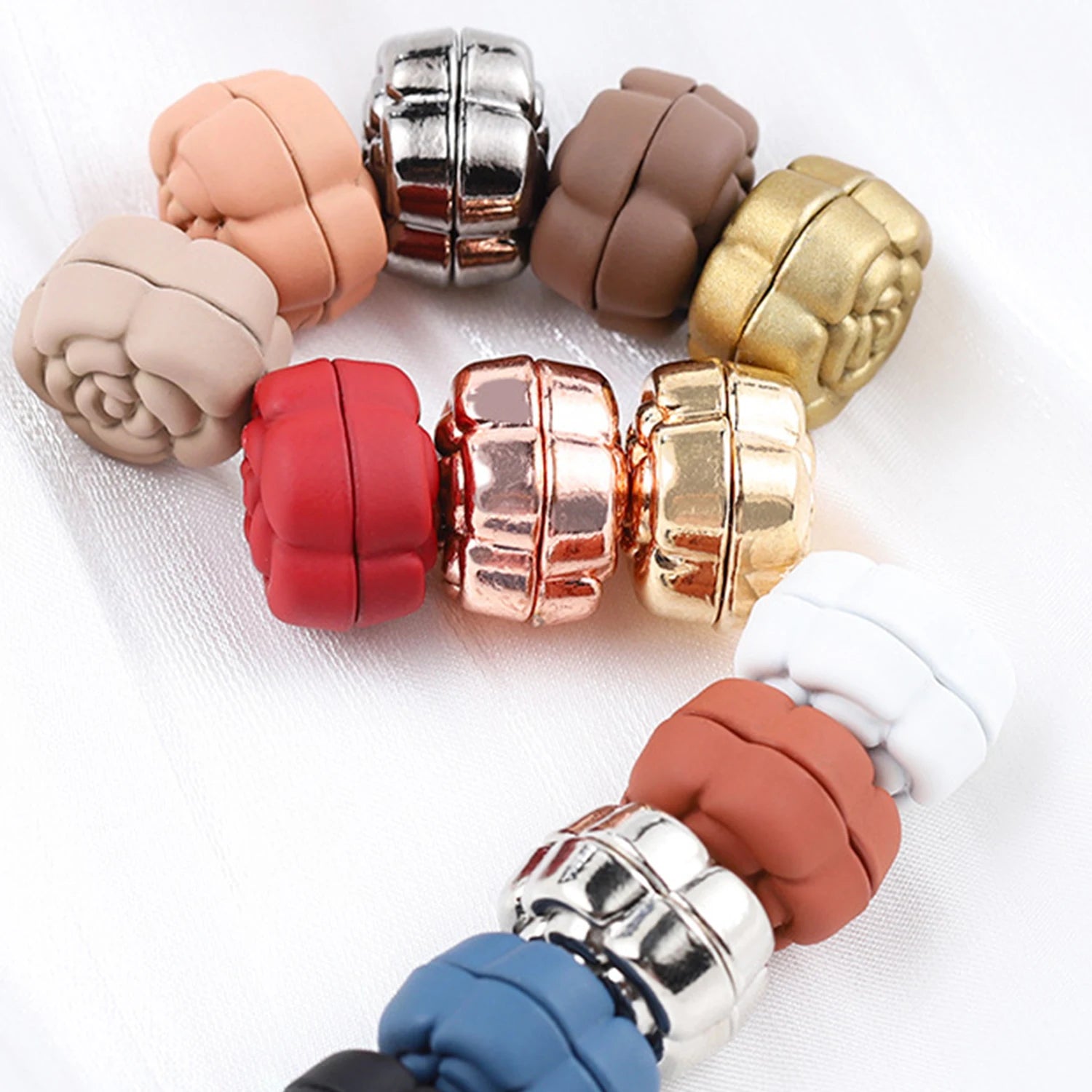 2pcs/set Flower shape Brooch Strong Metal Magnetic Hijab Clip No Hole Pins Brooches Magnet For Muslim Scarf